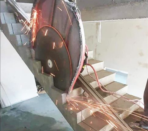 قص خرسانه بالليزر